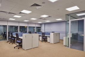 最新上海室内办公室装饰实景图