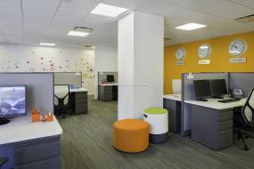 上海室内办公室装修高清效果图