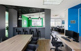 高端上海个性办公室装修效果图