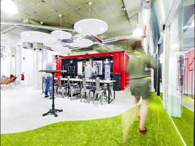 高端集装箱办公室装修图片