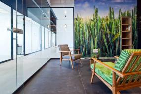 上海办公室地板装修实景图图片