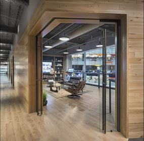 小型loft办公室装潢设计效果图片