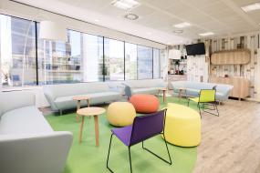 最新特色办公室效果图