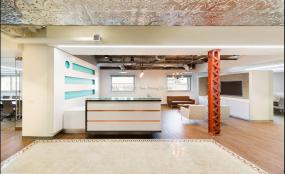 挑高办公室装修图片