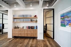 高档室内设计办公室装修效果图