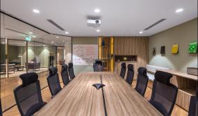 最新300平米办公室装饰实景图