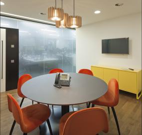 高档办公室家具装修图片