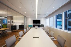 高档办公室pvc扣板吊顶装修效果图