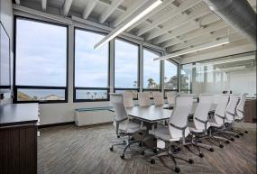 办公室格栅吊顶装饰装修效果图