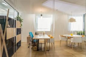 矿棉板办公室装潢图片