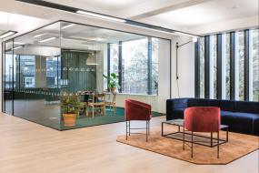 矿棉板办公室装修实物图片