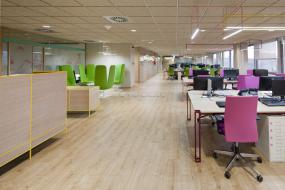 最新矿棉板吊顶办公室装饰效果图片