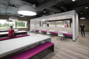 上市公司办公室装潢效果图