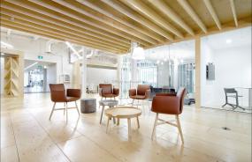 创业公司办公室装修图片