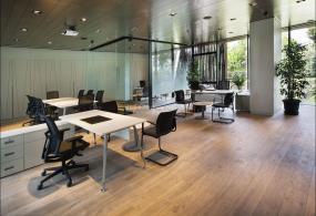 高档创业公司办公室装修效果图