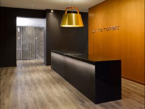 高端传媒公司办公室装修效果图