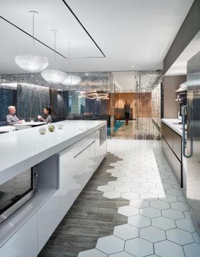 最新电商公司办公室装修图片