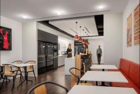 国外IT公司办公室装修效果图片