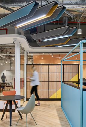 创意公司办公室效果图