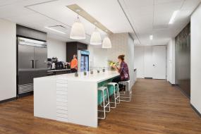 高档园林公司办公室装修效果图