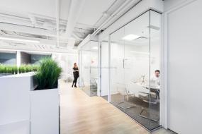 最新园林公司办公室效果图