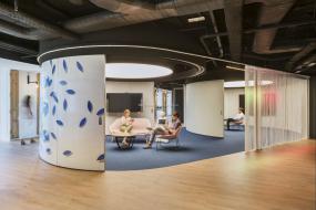 物业管理公司办公室装潢效果图片