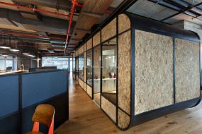 美国公司办公室装修实景图片