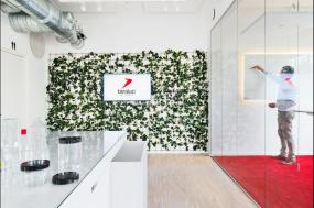 美国公司办公室装潢效果图片