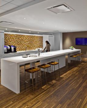 香港公司办公室装修装潢效果图