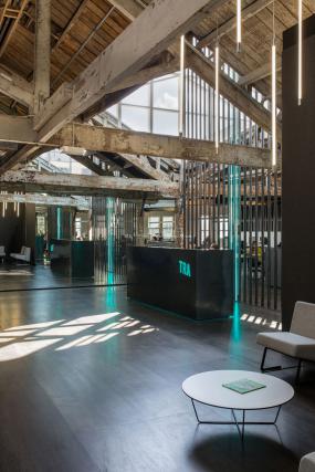 人力资源公司办公室装修实景图片