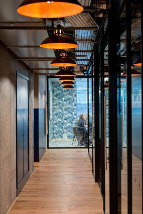 最新上海公司办公室装修设计效果图