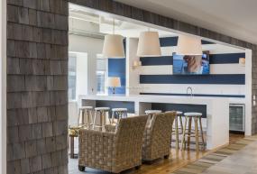 日本公司办公室装修设计效果图片