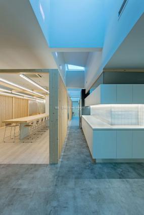 商贸公司办公室装修实景图片