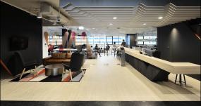 上海公司办公室装修高清图片