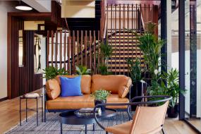 最新中型公司办公室装修设计效果图