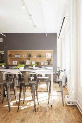 最新闵行区办公室设计装饰效果图