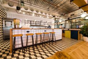 最新中型公司办公室装饰效果图