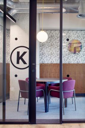 中型公司办公室装修设计效果图片库