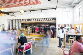 办公室地板拼花装潢图片