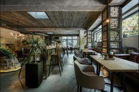 高档海鲜主题餐厅装修效果图