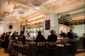 最新现代主题餐厅装修设计效果图