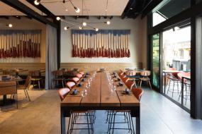 酒吧餐厅装饰图片