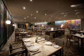 现代主题餐厅设计装饰效果图片