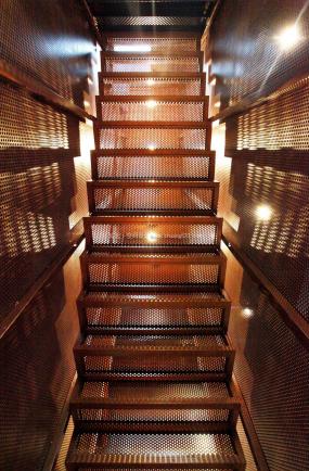 LOFT风格餐厅装饰图片