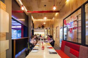 LOFT风格餐厅设计装饰效果图