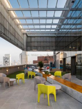 最新联合办公室装饰实景图