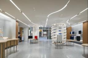 服装零售店装饰图片