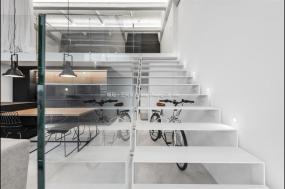 最新挑高公寓装饰实景图