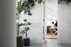 白色办公室装饰效果图片