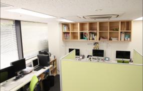 日本办公室效果图